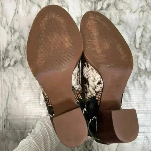 Madewell The Regan Boot in Snake Embossed Leather - Picture 9 of 12